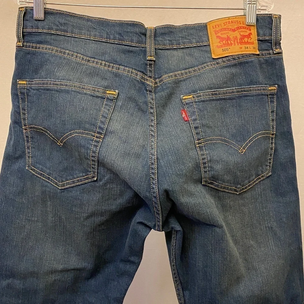 Levis levis 505